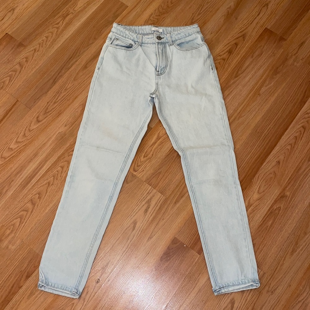 Blue Asphalt Light Blue Wash Denim Mom Jeans